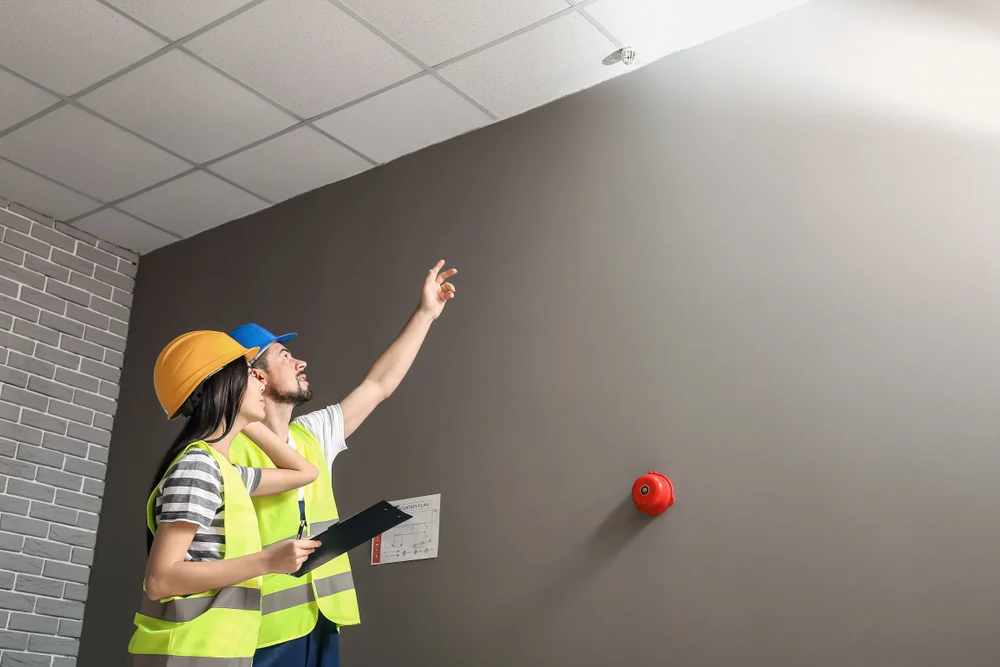 De beste voorbereiding voor glasvezelbehang in Apeldoorn is de ondergrond. Zorgt dat deze vlak en geschuurd is voor een optimale hechting met het glasvezel.